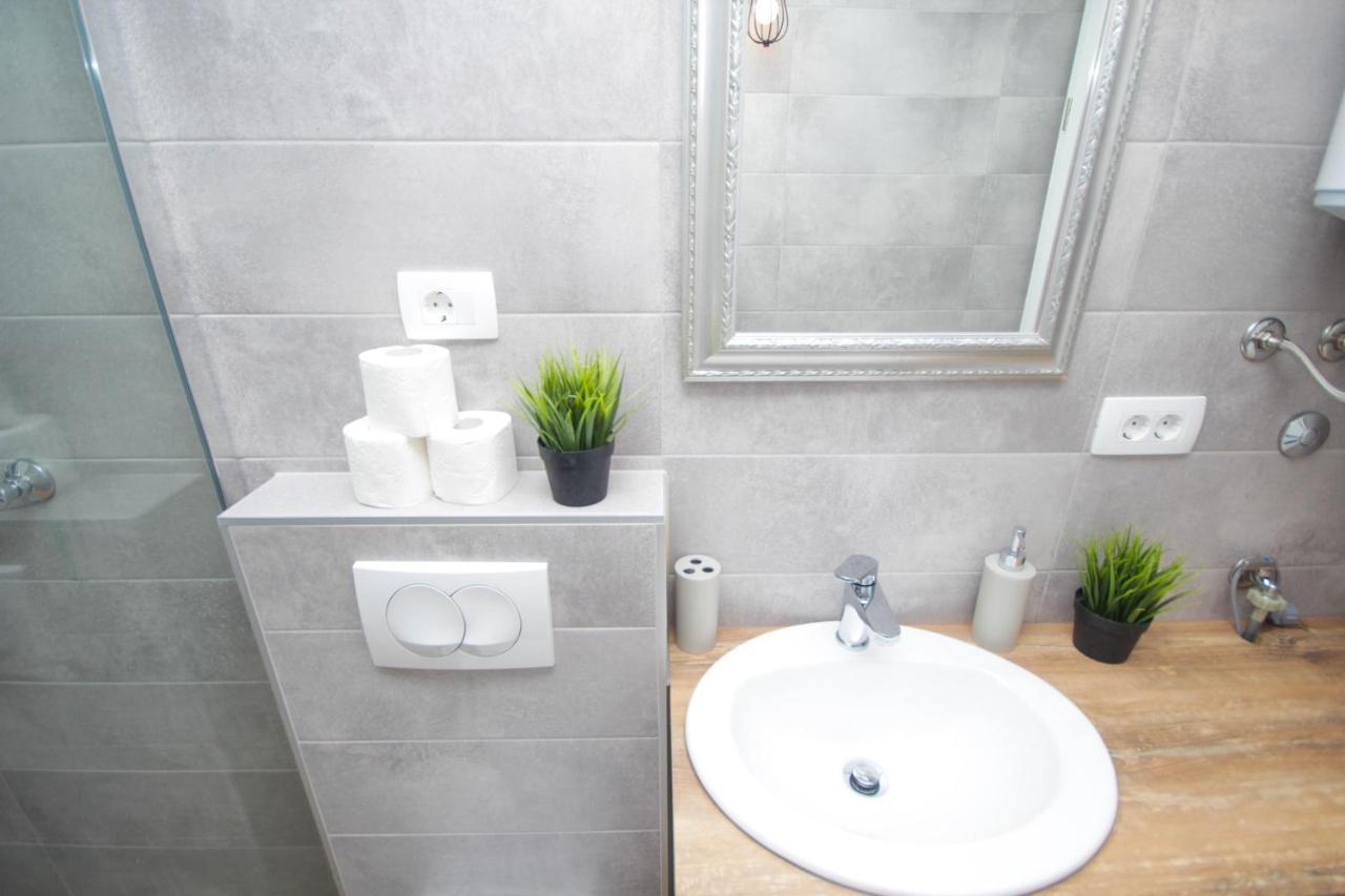 Lola'S Apartment Сплит Экстерьер фото